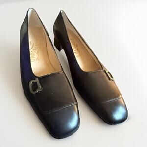 Salvatore Ferragamo 8 AA Francesca 3cm Nero Calf Black Pumps Buckle Shoes